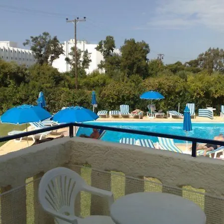 Angelos Apartahotel