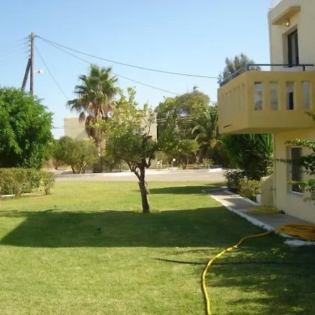 Angelos Apartahotel