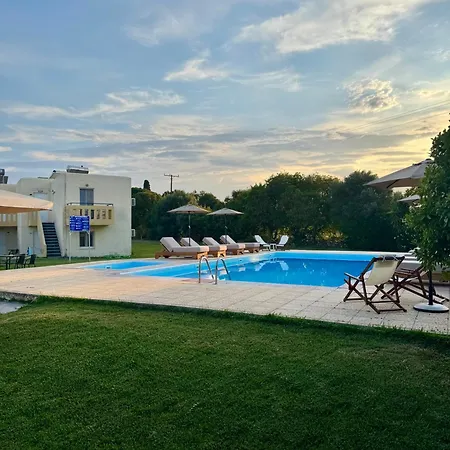 Angelos Apartahotel