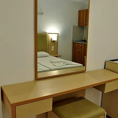 Aparthotel Angelos 3*