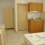 Angelos Aparthotel 3*